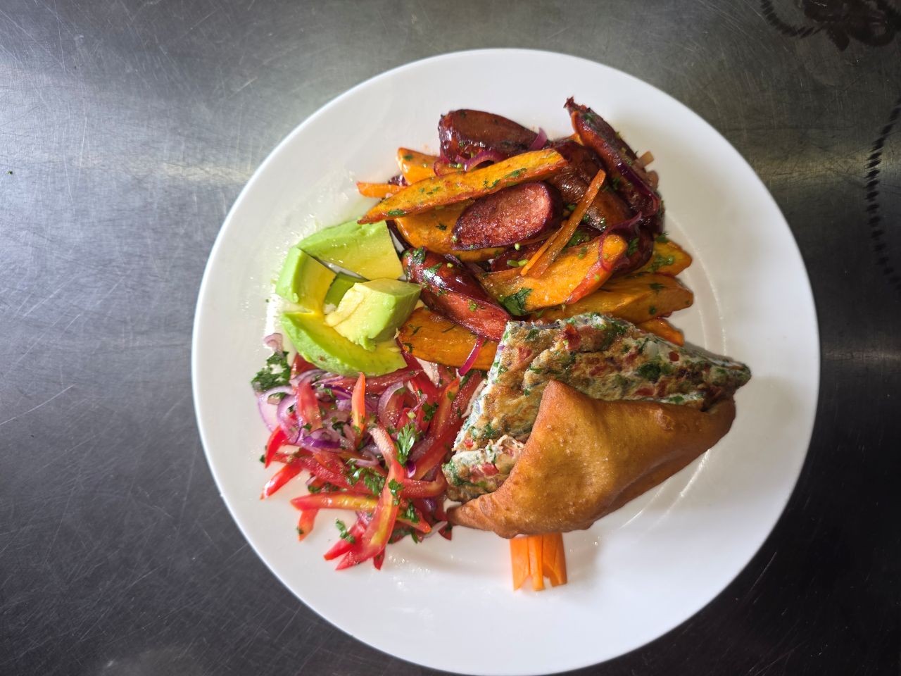 Flavors on a Plate: Fresh, Colorful & Made for You